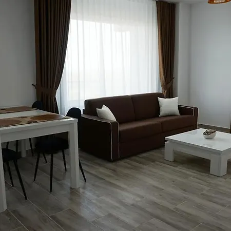 Funky Shell Mamaia